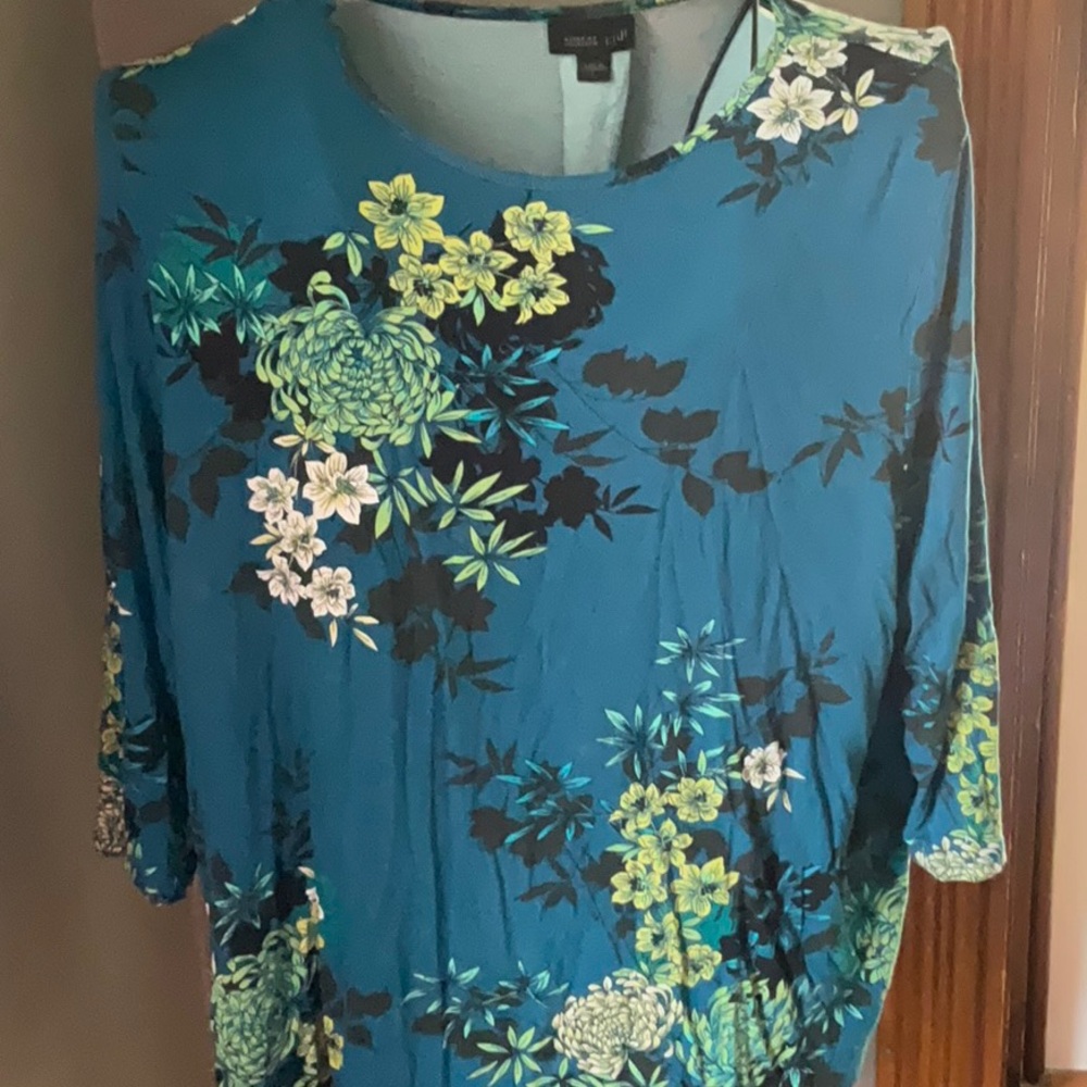 J. Jill Wearever Collection Ballet-Sleeve Crewneck Floral Top Sz. L